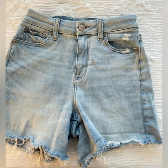 American eagle curvy high waisted short denim short size 24/00 - Picture 3 of 3